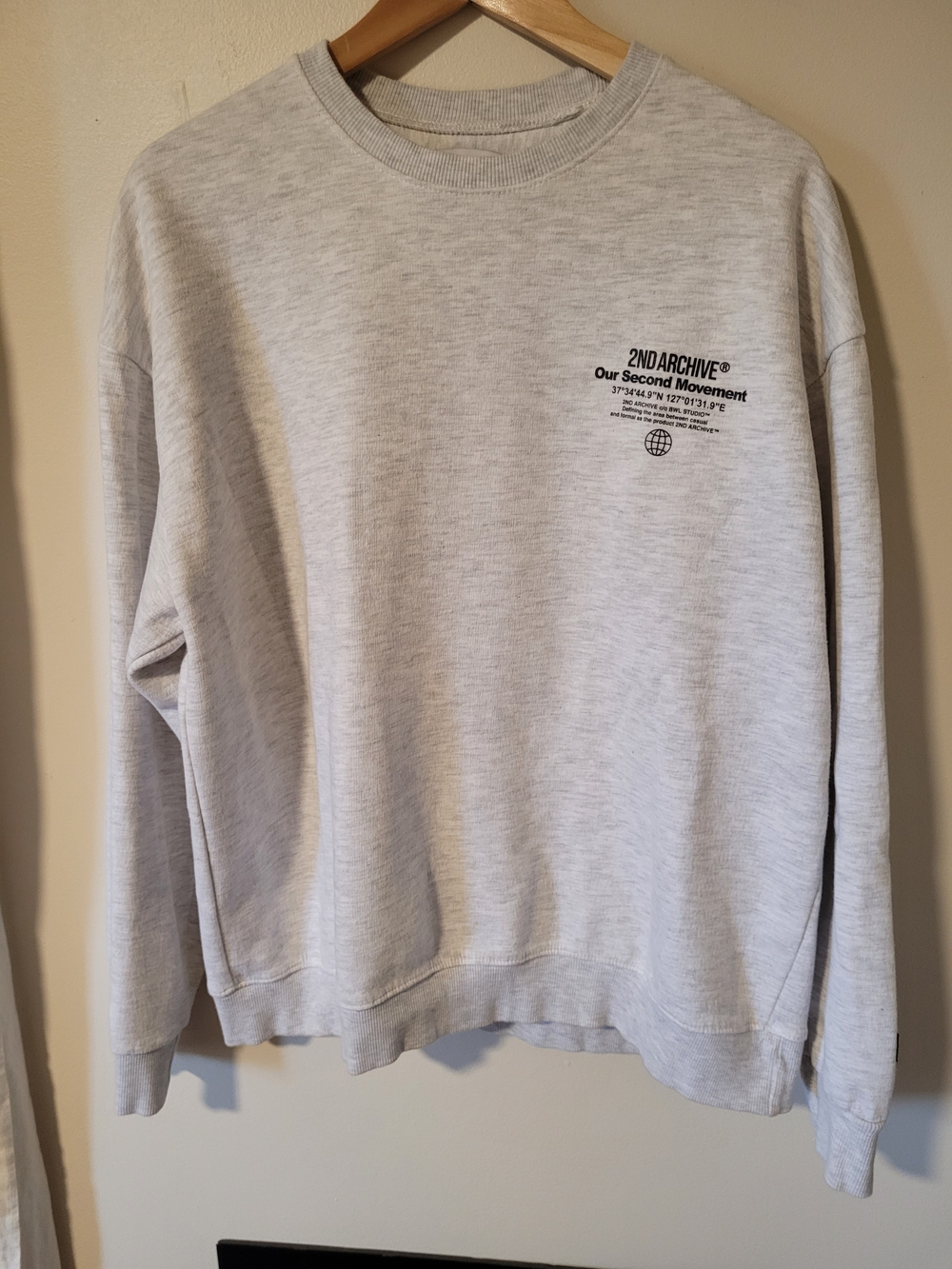 2NDARCHIVE Light Gray Crewneck Sweatshirt